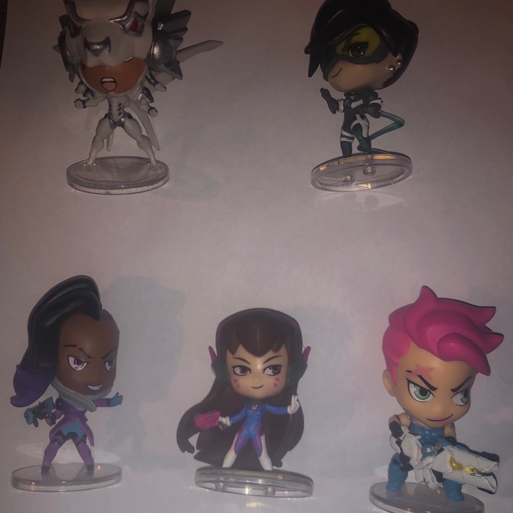 Overwatch figures